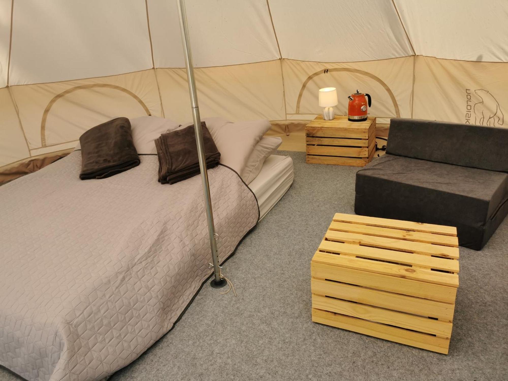 Glamping Kaliska Hotel Łochów Eksteriør billede